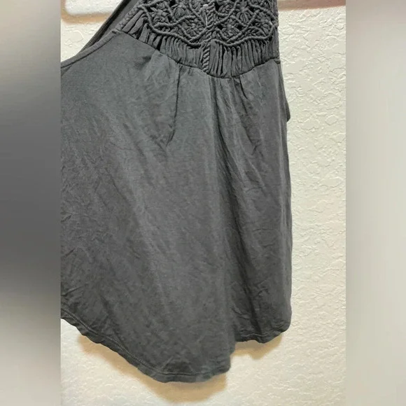 American Eagle Soft & Sexy Crotchet Top - Picture 3 of 7